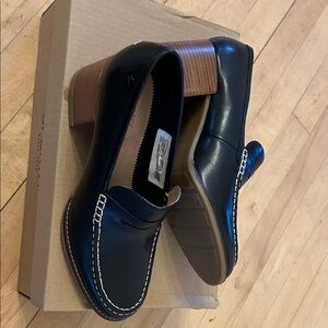 Sperry Seaport Penny Heel Leather Loafer